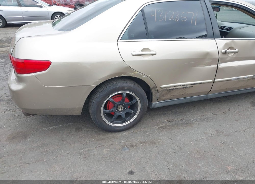 2005 HONDA ACCORD 2.4 LX VIN: 1HGCM56455A103202