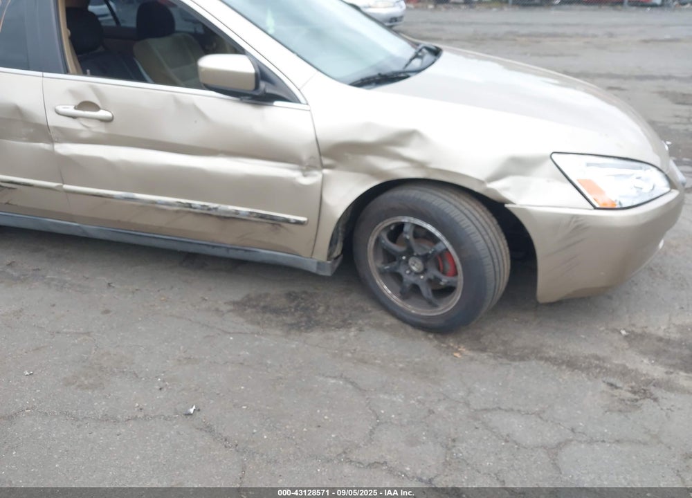 2005 HONDA ACCORD 2.4 LX VIN: 1HGCM56455A103202