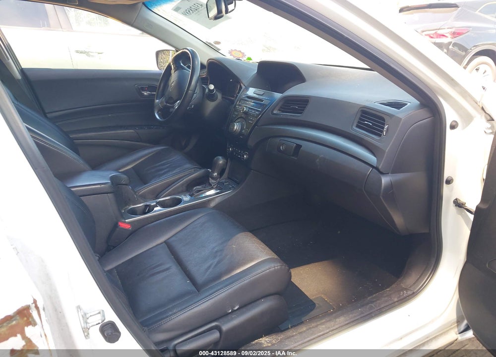 2013 ACURA ILX VIN: 19VDE3F7XDE301356
