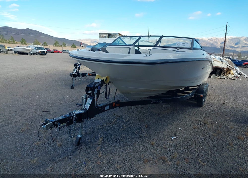 2016 SEA RAY 21SPXOB VIN: 00000SERV3347D616