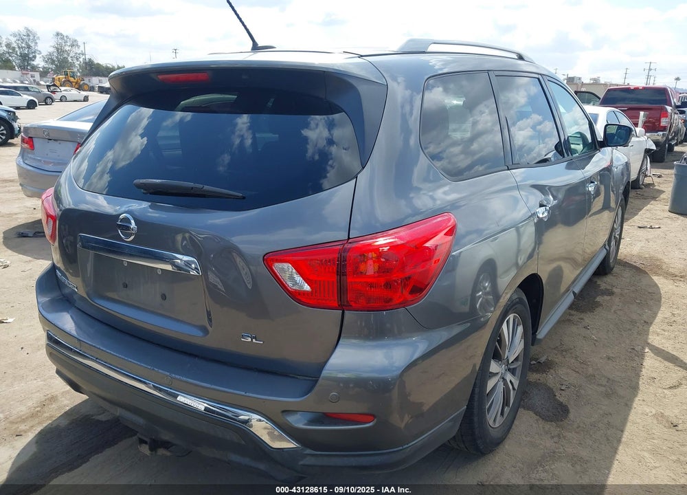 2018 NISSAN PATHFINDER VIN: 5N1DR2MN7JC639111