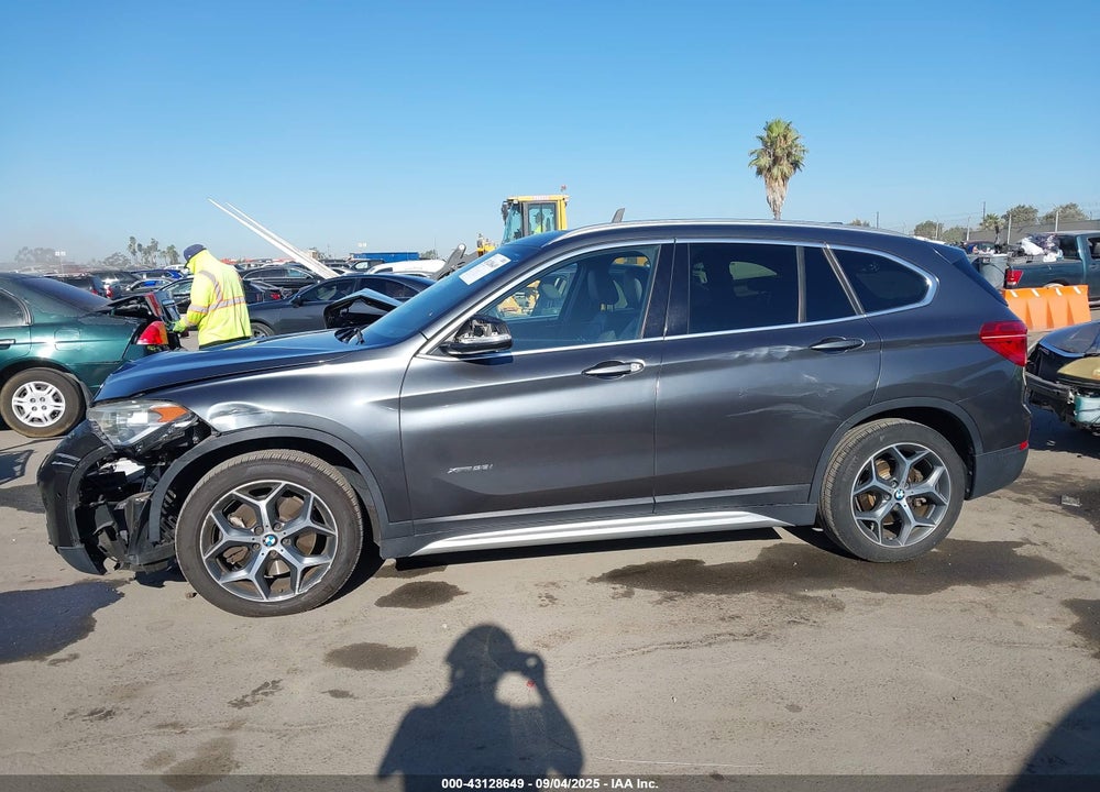 2017 BMW X1 VIN: WBXHT3C30H5F71221