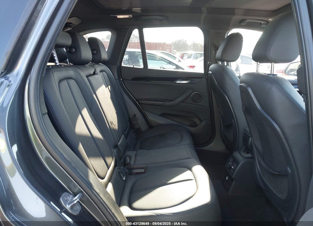 2017 BMW X1 VIN: WBXHT3C30H5F71221