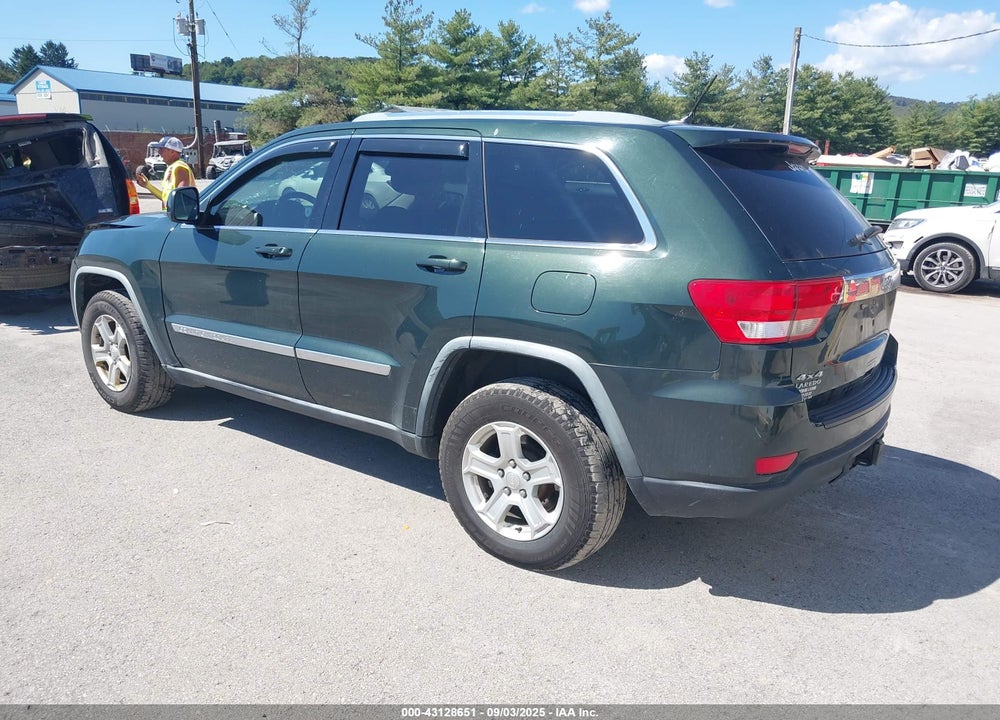 2011 JEEP GRAND CHEROKEE VIN: 1J4RR4GGXBC577105