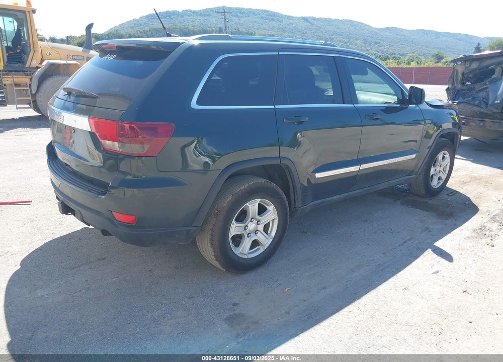2011 JEEP GRAND CHEROKEE VIN: 1J4RR4GGXBC577105