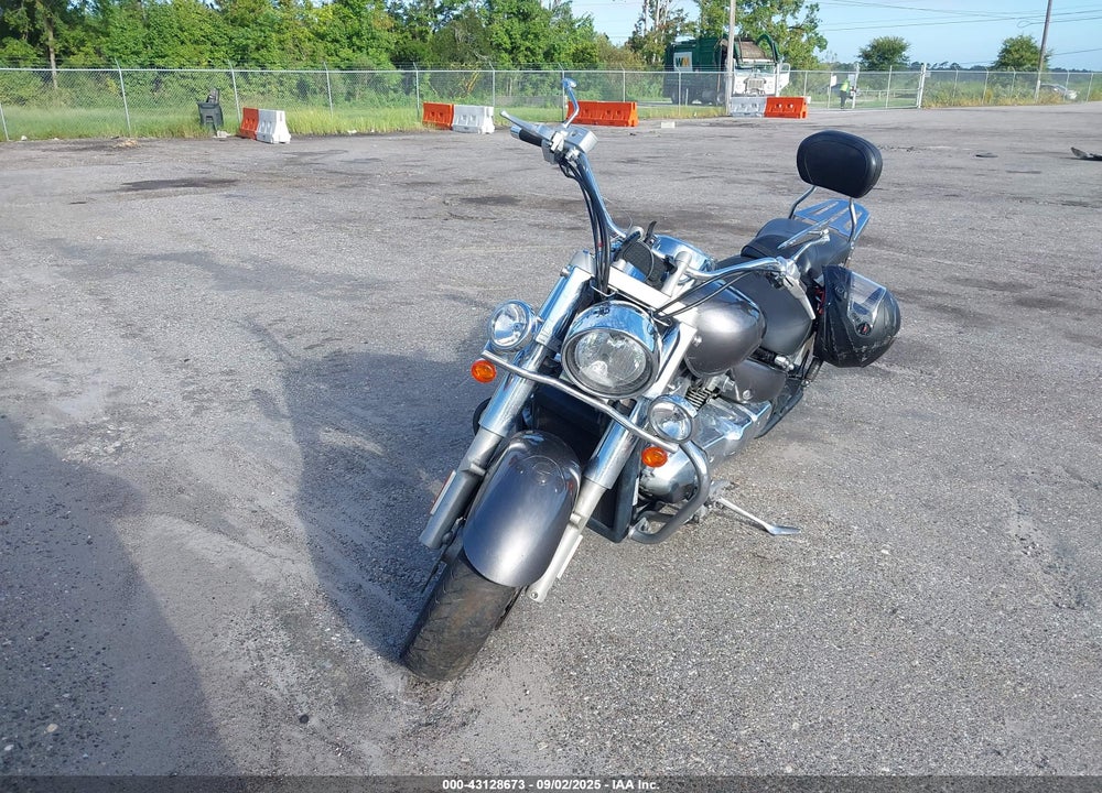 2009 SUZUKI VLR1800 VIN: JS1VY54AX92100228