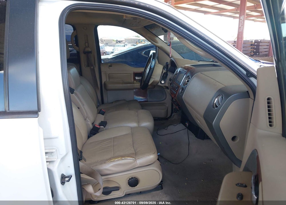 2005 FORD F-150 LARIAT/XLT VIN: 1FTPW12595KE68848