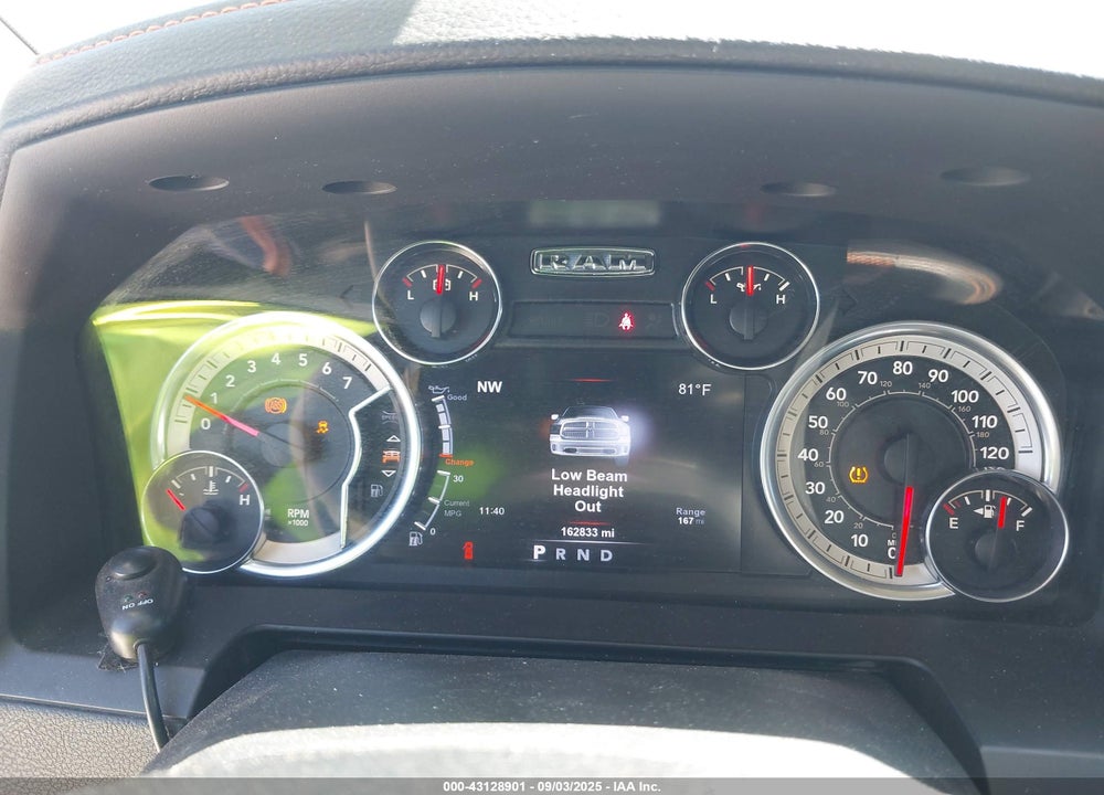 2017 RAM 1500 VIN: 1C6RR6MT0HS555882
