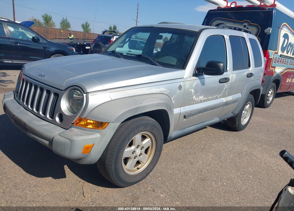 2007 JEEP LIBERTY SPORT VIN: 1J8GL48K17W558863