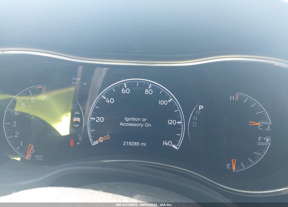 2016 JEEP GRAND CHEROKEE VIN: 1C4RJFAG6GC400852