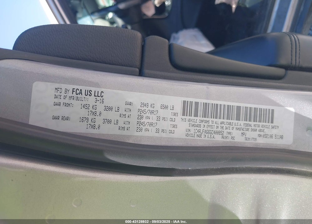 2016 JEEP GRAND CHEROKEE VIN: 1C4RJFAG6GC400852