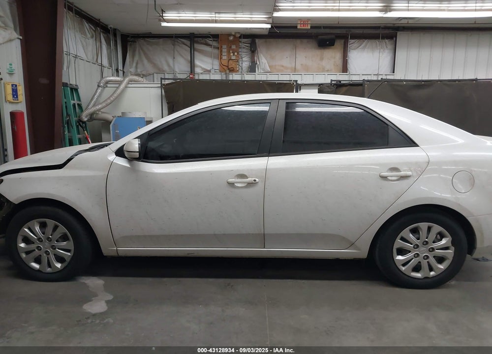 2012 KIA FORTE VIN: KNAFU4A20C5572311