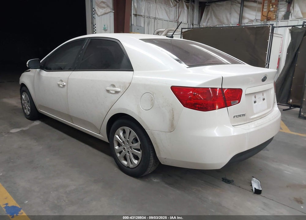 2012 KIA FORTE VIN: KNAFU4A20C5572311
