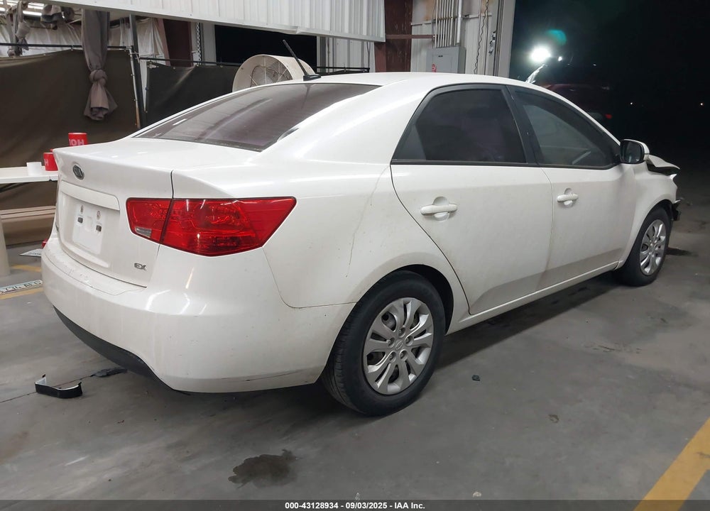 2012 KIA FORTE VIN: KNAFU4A20C5572311