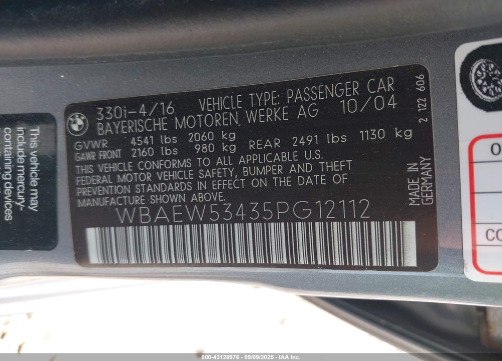 2005 BMW 330XI VIN: WBAEW53435PG12112