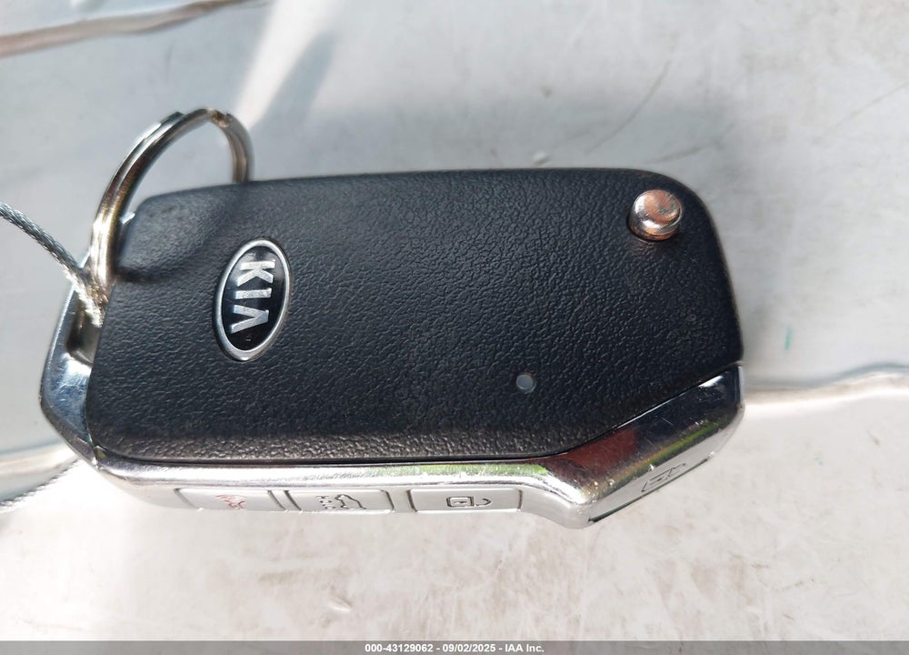 2021 KIA SOUL VIN: KNDJ23AUXM7756160