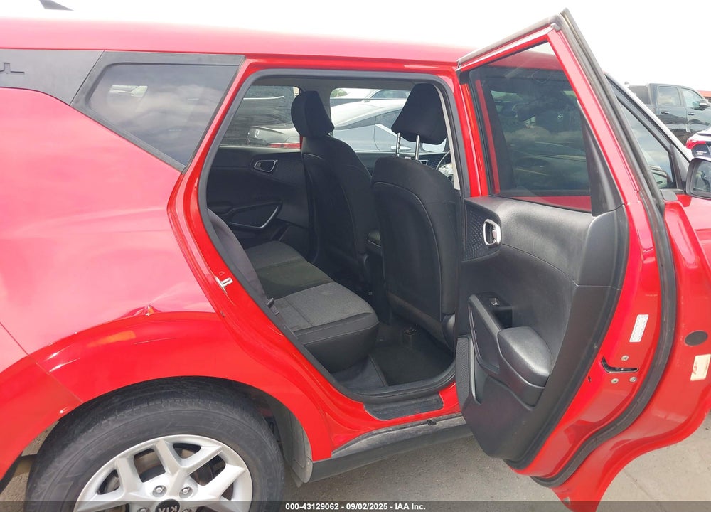 2021 KIA SOUL VIN: KNDJ23AUXM7756160