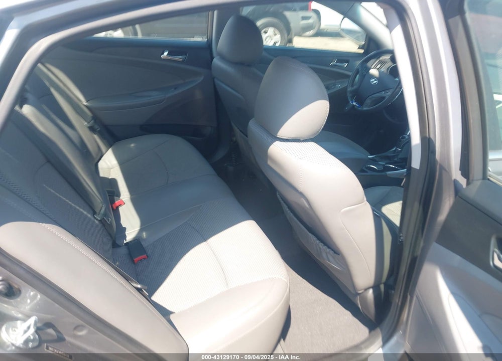 2013 HYUNDAI SONATA VIN: 5NPEC4AC1DH518723