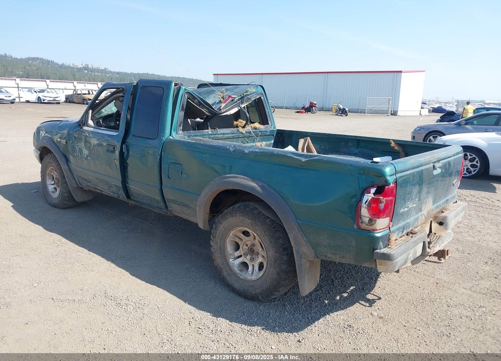 2000 FORD RANGER XLT VIN: 1FTZR15X0YPA46021