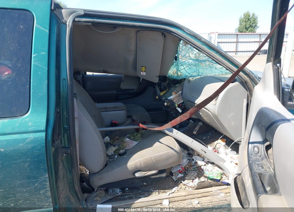 2000 FORD RANGER XLT VIN: 1FTZR15X0YPA46021
