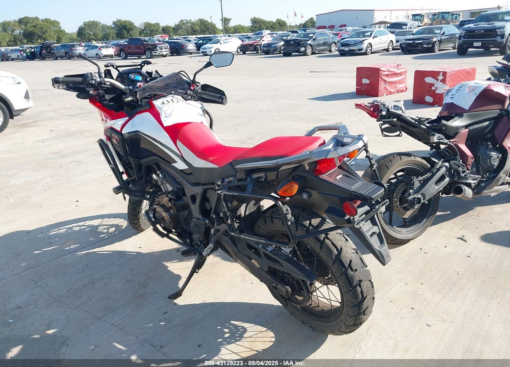 2016 HONDA CRF1000 VIN: JH2SD0458GK000319