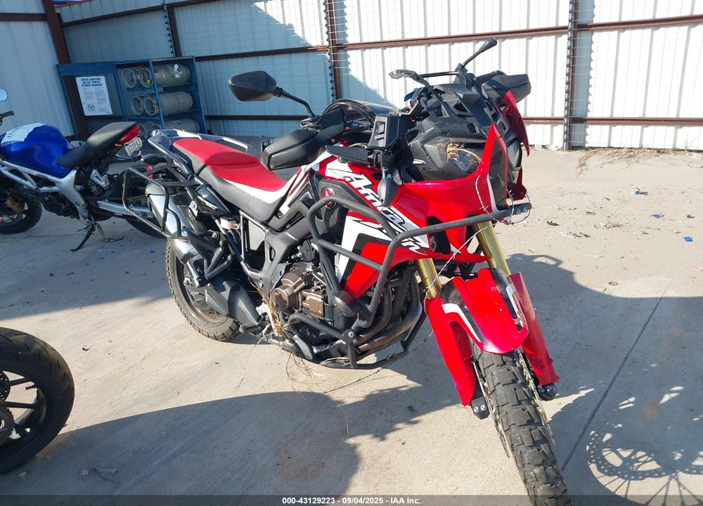 2016 HONDA CRF1000 VIN: JH2SD0458GK000319