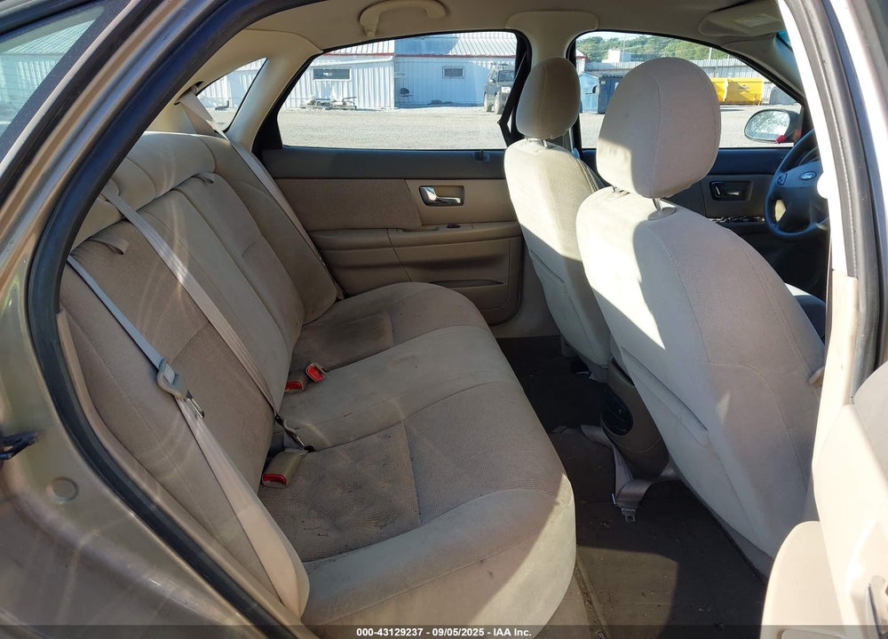 2002 FORD TAURUS SES VIN: 1FAFP55202A224417