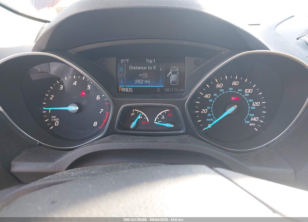 2015 FORD ESCAPE VIN: 1FMCU9J92FUB44570