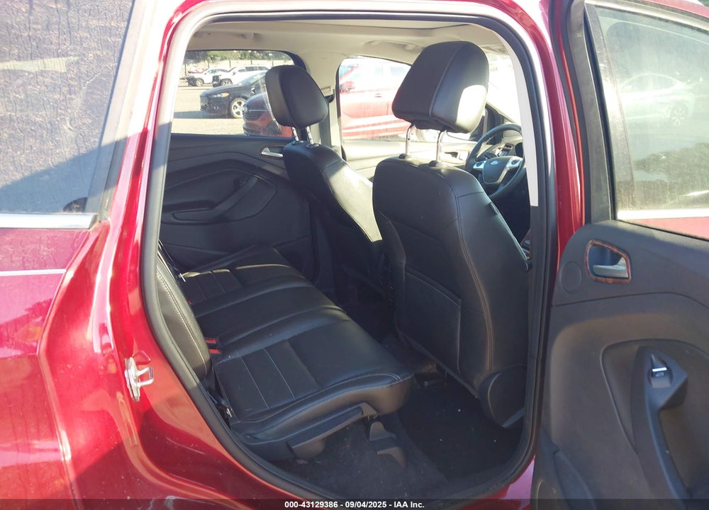 2015 FORD ESCAPE VIN: 1FMCU9J92FUB44570