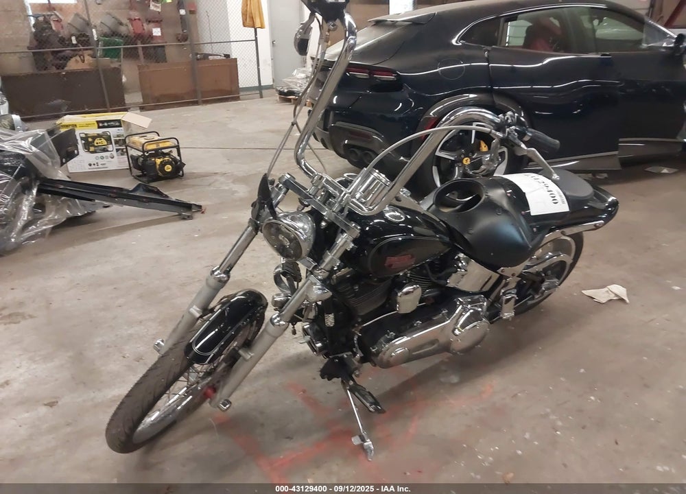 2007 HARLEY-DAVIDSON FXST CUSTOM VIN: 1HD1JL5157Y063089