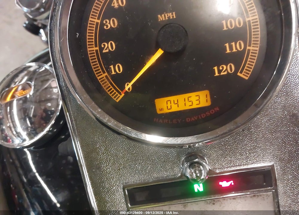 2007 HARLEY-DAVIDSON FXST CUSTOM VIN: 1HD1JL5157Y063089