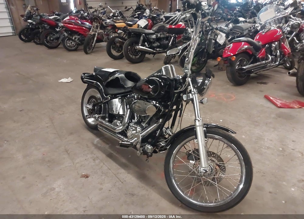 2007 HARLEY-DAVIDSON FXST CUSTOM VIN: 1HD1JL5157Y063089