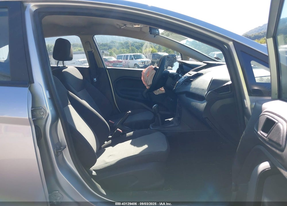 2019 FORD FIESTA VIN: 3FADP4AJ4KM159315