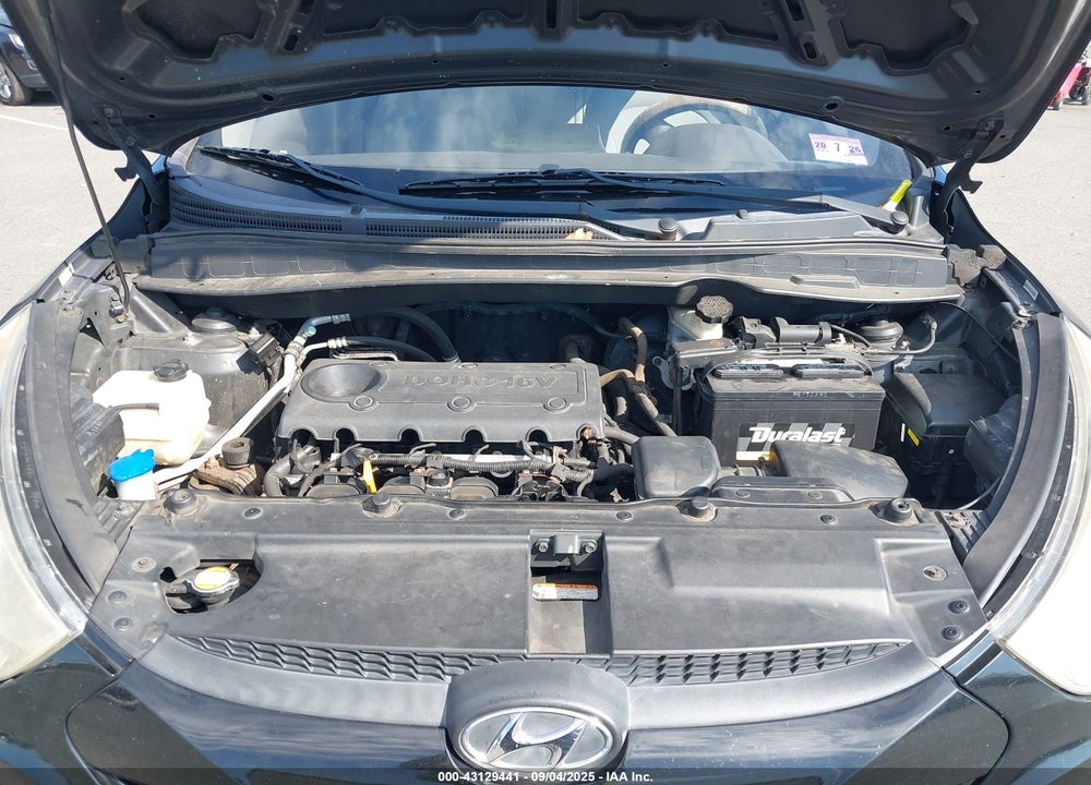 2010 HYUNDAI TUCSON GLS VIN: KM8JT3ACXAU076157