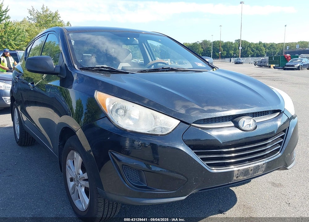 2010 HYUNDAI TUCSON GLS VIN: KM8JT3ACXAU076157