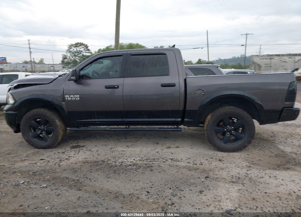 2015 RAM 1500 VIN: 1C6RR7LM3FS533324