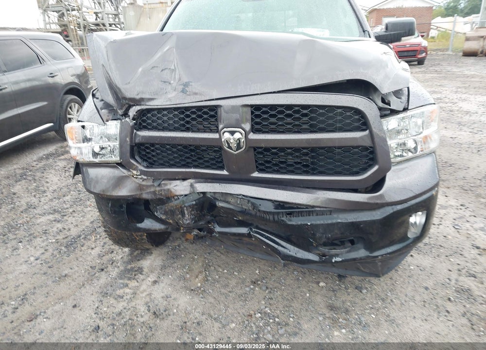 2015 RAM 1500 VIN: 1C6RR7LM3FS533324