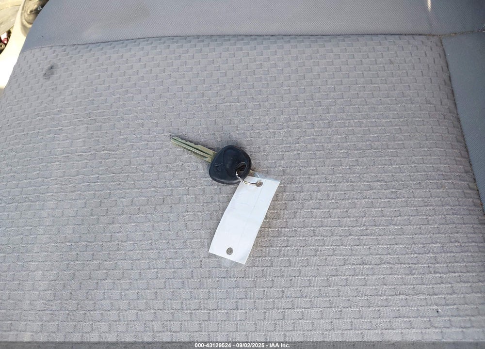 2010 HYUNDAI ACCENT VIN: KMHCM3AC4AU159864
