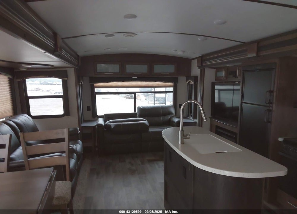 2018 KEYSTONE 32RLI VIN: 4YDT32R22JV508816