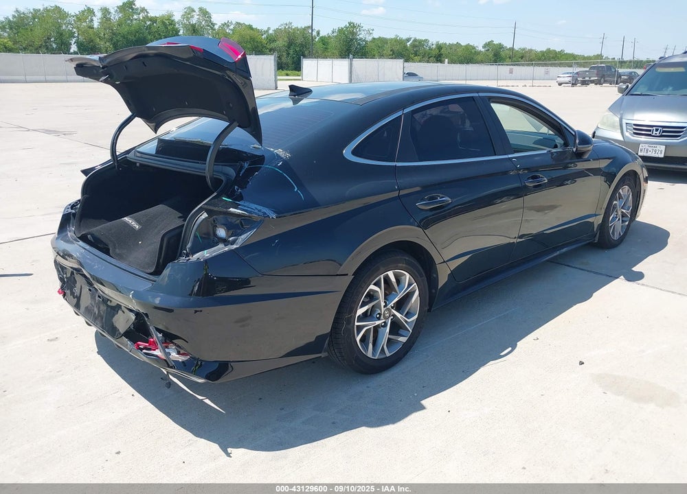 2021 HYUNDAI SONATA SEL VIN: 5NPEF4JA2MH090134