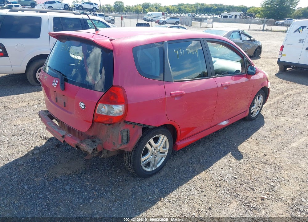 2007 HONDA FIT VIN: JHMGD38637S007258