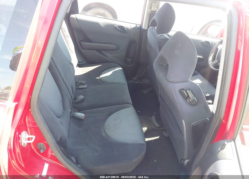 2007 HONDA FIT VIN: JHMGD38637S007258