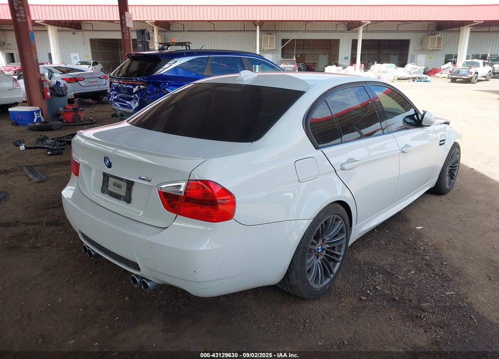 2008 BMW M3 VIN: WBSVA93528E041722