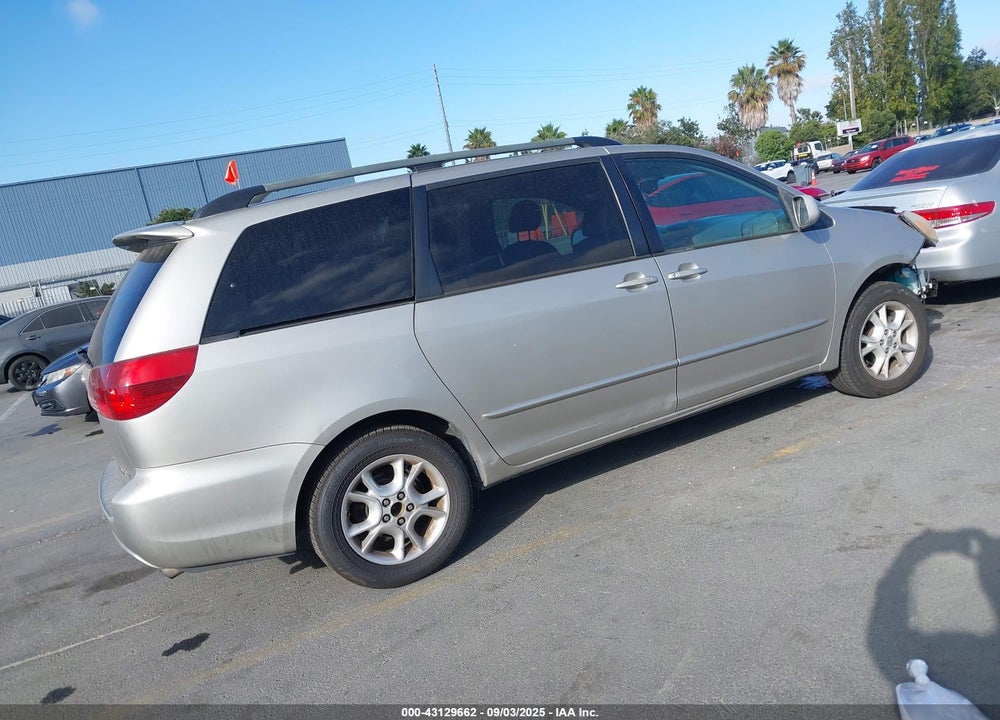 2005 TOYOTA SIENNA XLE VIN: 5TDZA22C35S312180
