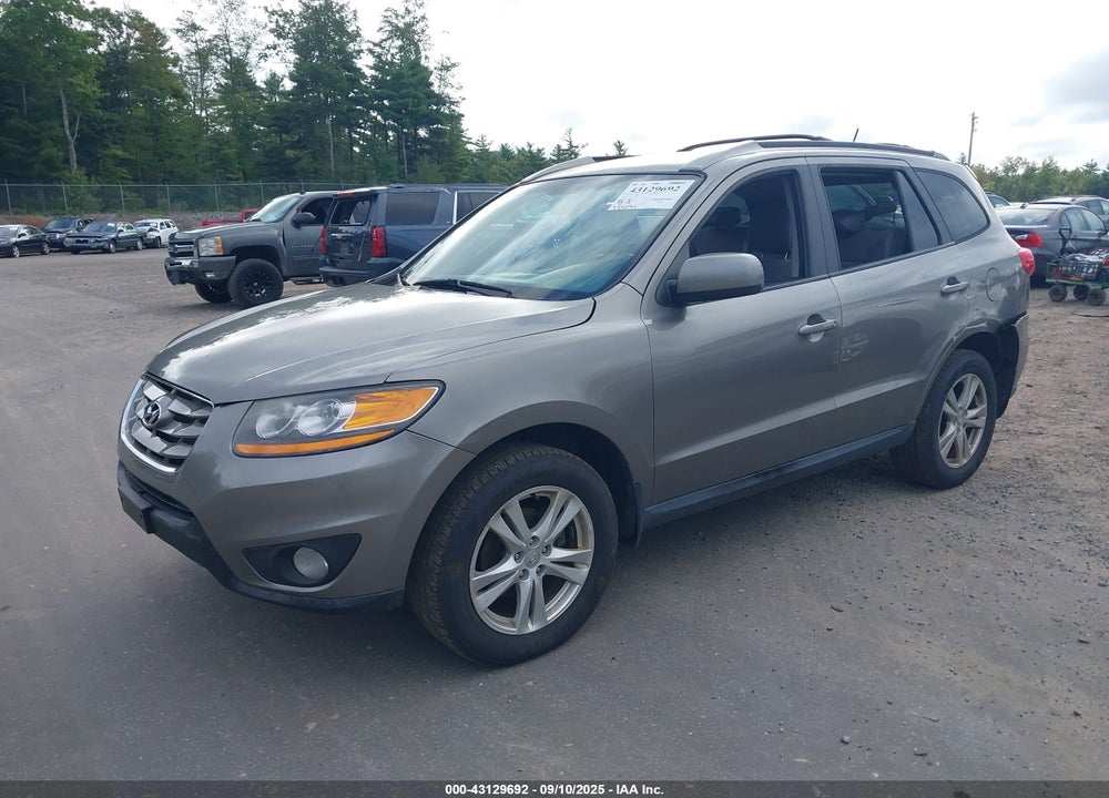 2011 HYUNDAI SANTA FE VIN: 5XYZHDAG1BG064905