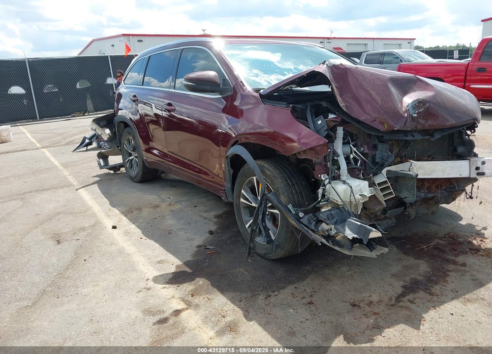 2016 TOYOTA HIGHLANDER XLE V6 VIN: 5TDKKRFH3GS171188