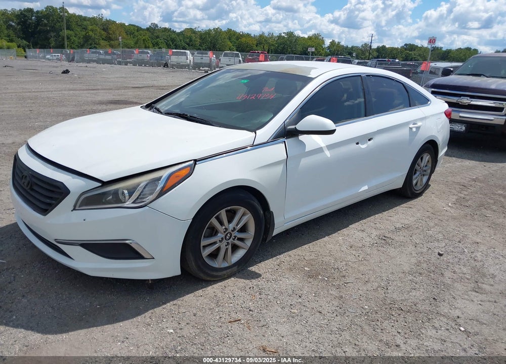2016 HYUNDAI SONATA VIN: 5NPE24AF4GH302186