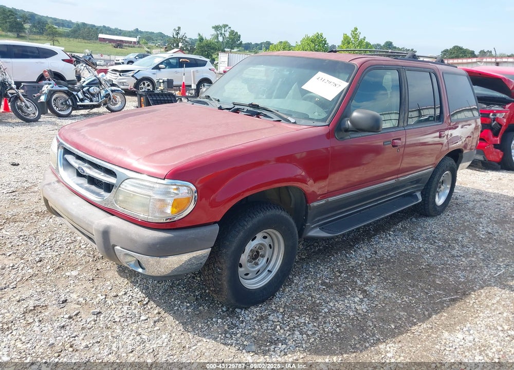 2000 FORD EXPLORER XLT VIN: 1FMZU73E2YZB04827