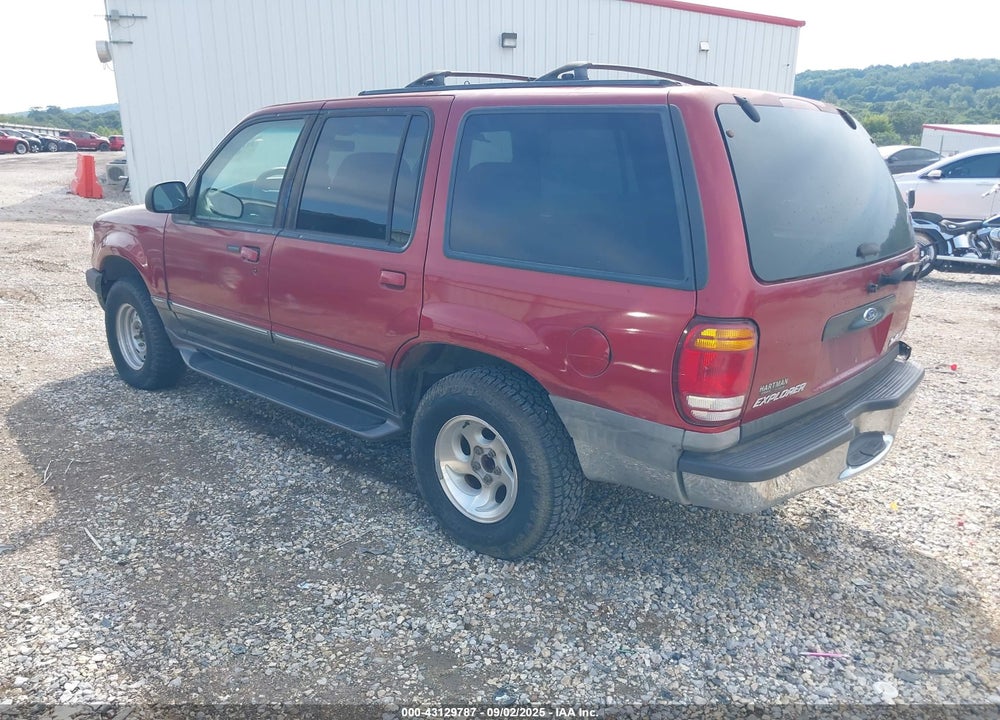 2000 FORD EXPLORER XLT VIN: 1FMZU73E2YZB04827