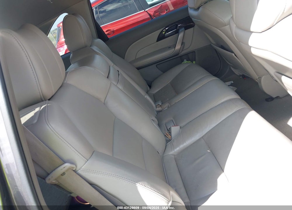 2011 ACURA MDX VIN: 2HNYD2H26BH520138